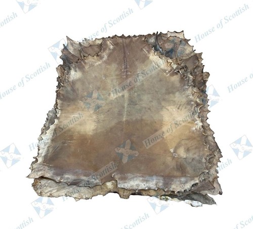 Dark spotted full goat skins - spotted,